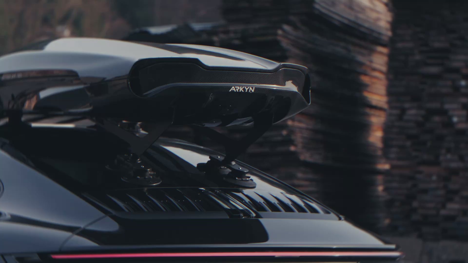 Load video: Arkyn Roof Boxes